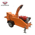 Diesel engine mobile wood shredder for branches